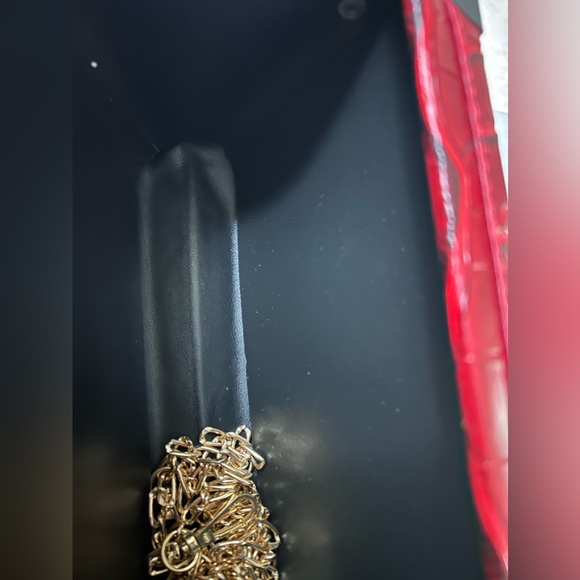 Sexy Mini Trunk Purse - Picture 3 of 3